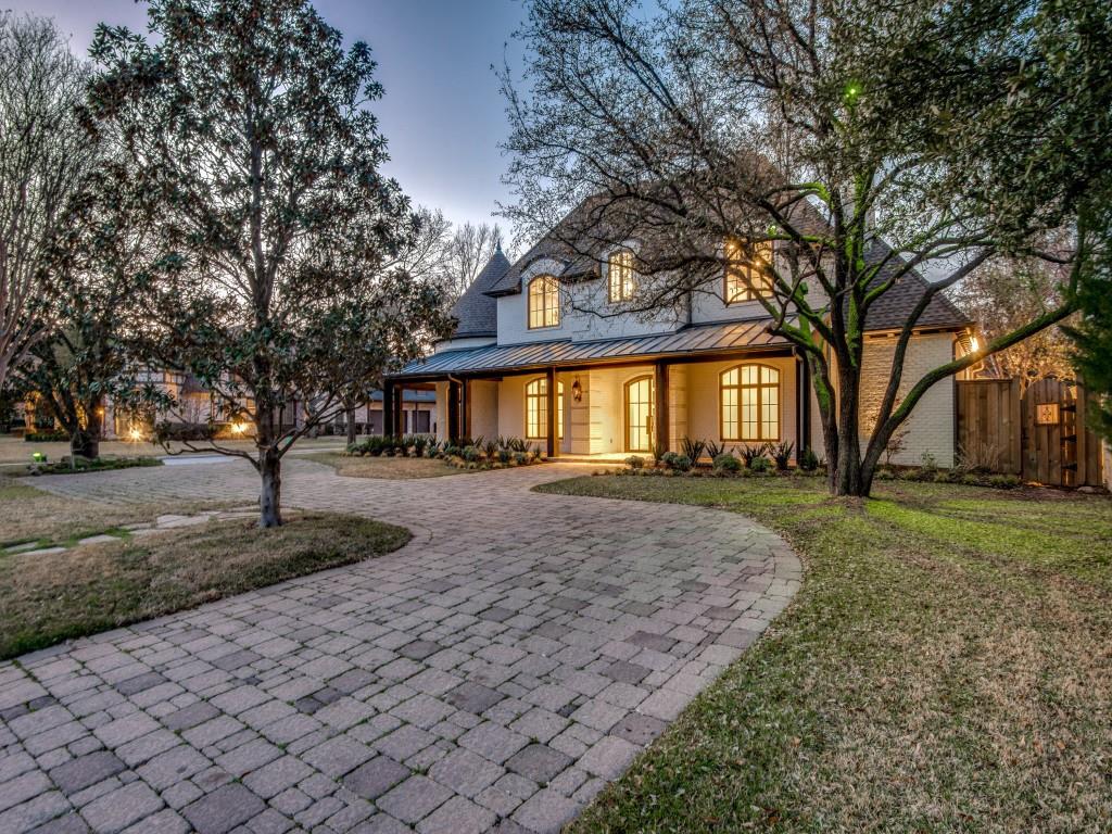 Royal Crest - Residential