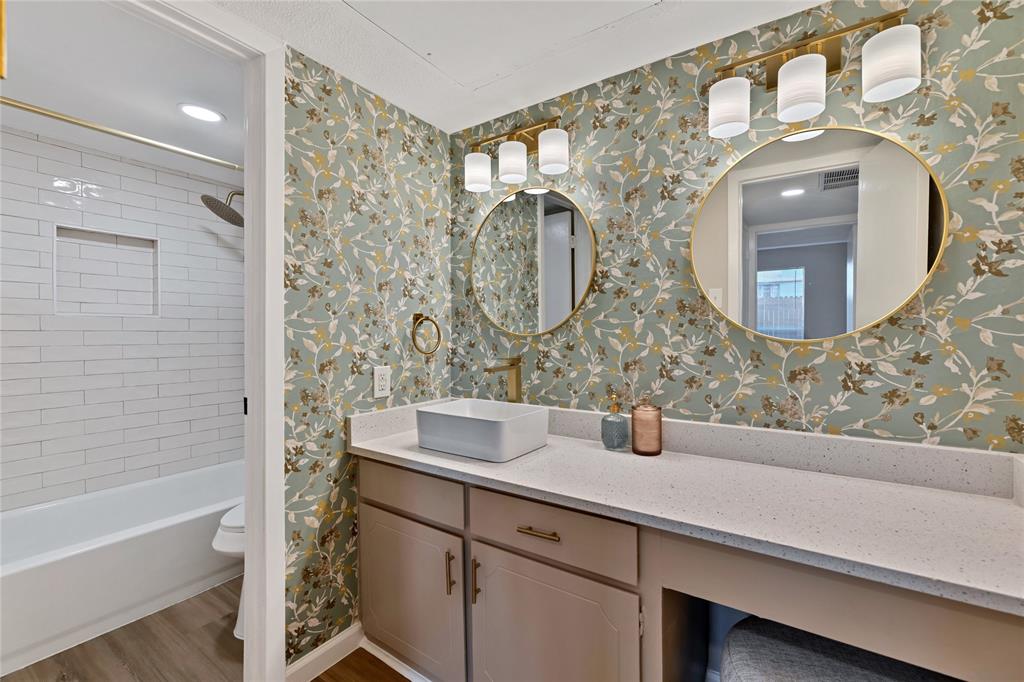 Woodhaven Condo - Residential