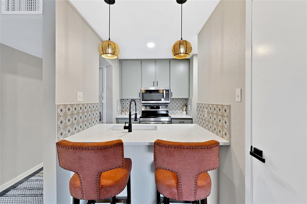 Woodhaven Condo - Residential