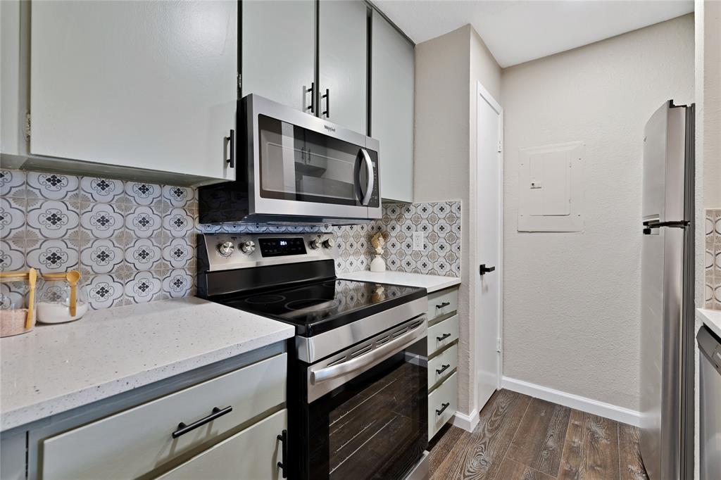 Woodhaven Condo - Residential