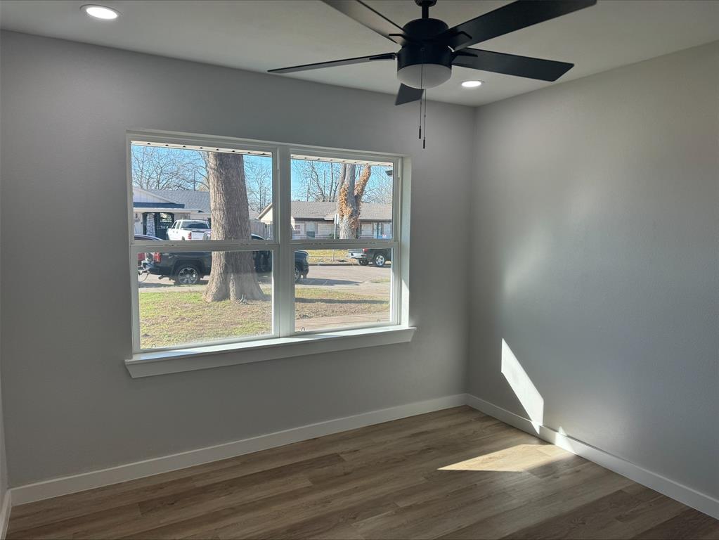 Cresthaven 01 - Residential