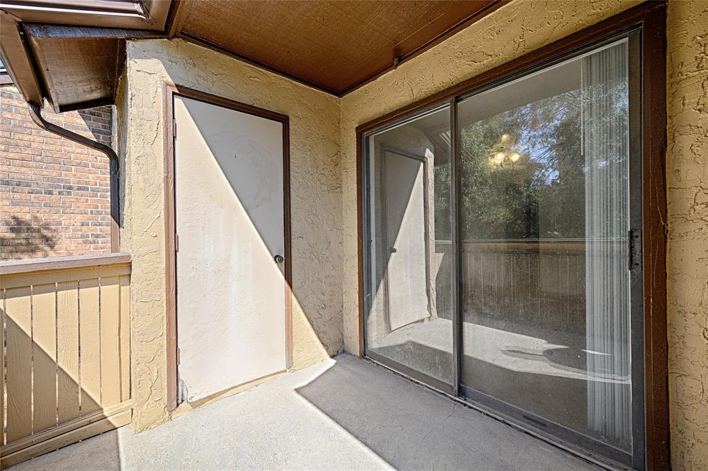 Cloisters Condo The - Residential