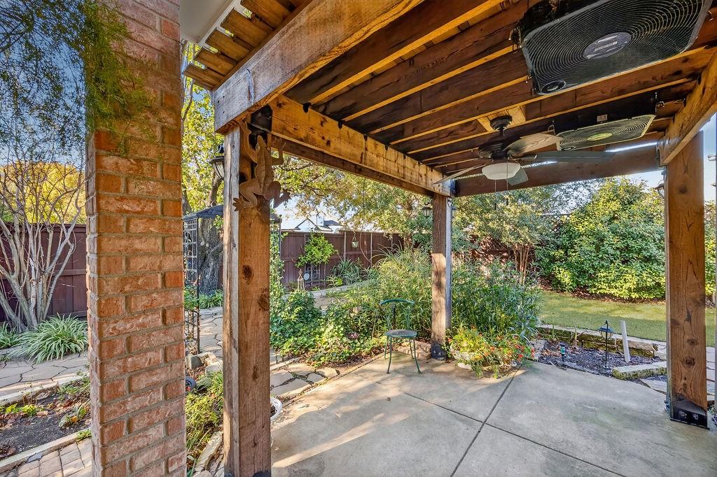 1333 Burlington Drive