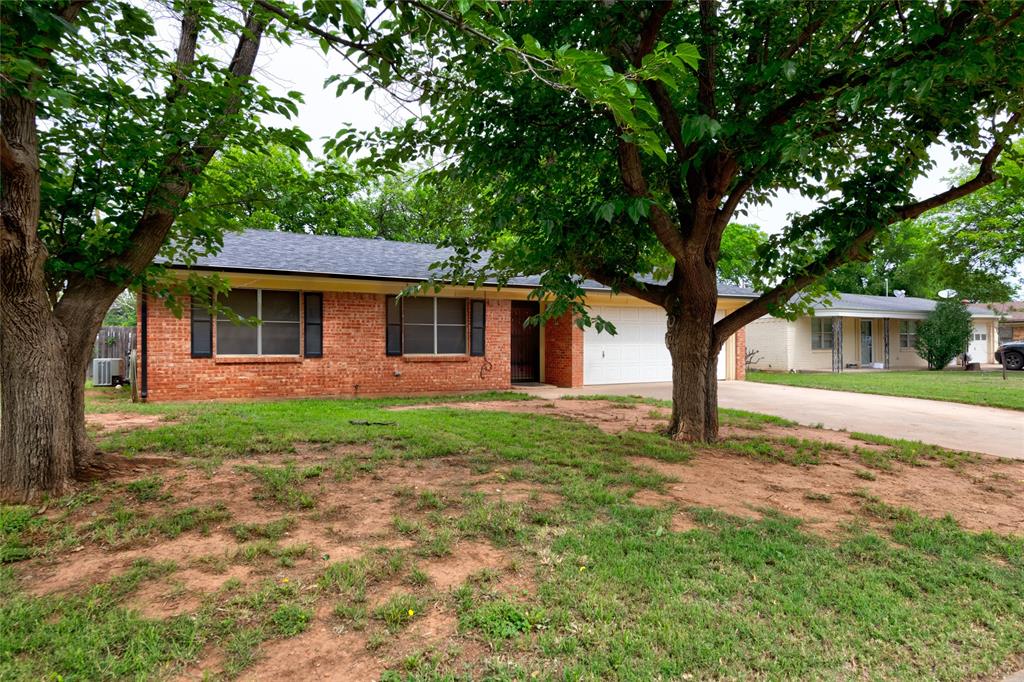 Brookhollow - Residential