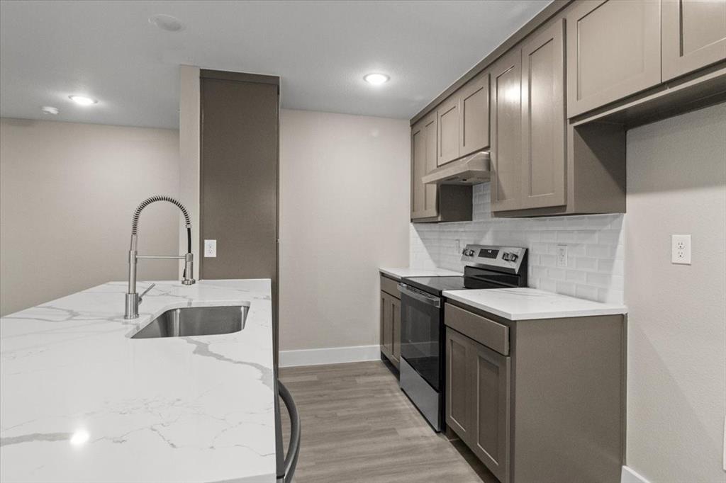 Diamond Hill - Residential Lease