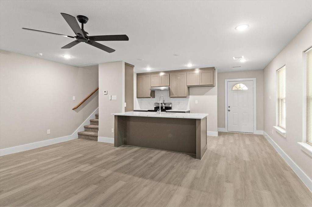 Diamond Hill - Residential Lease