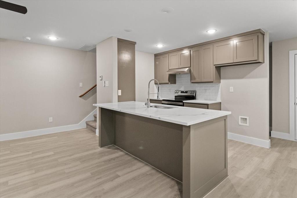 Diamond Hill - Residential Lease