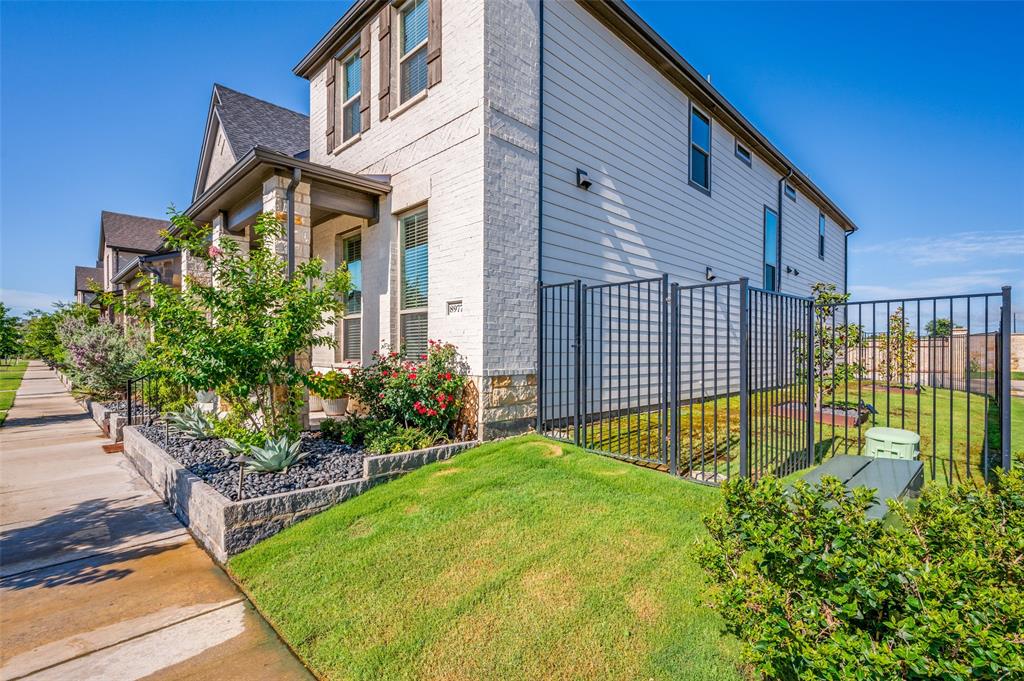 8977 George Cayley Lane