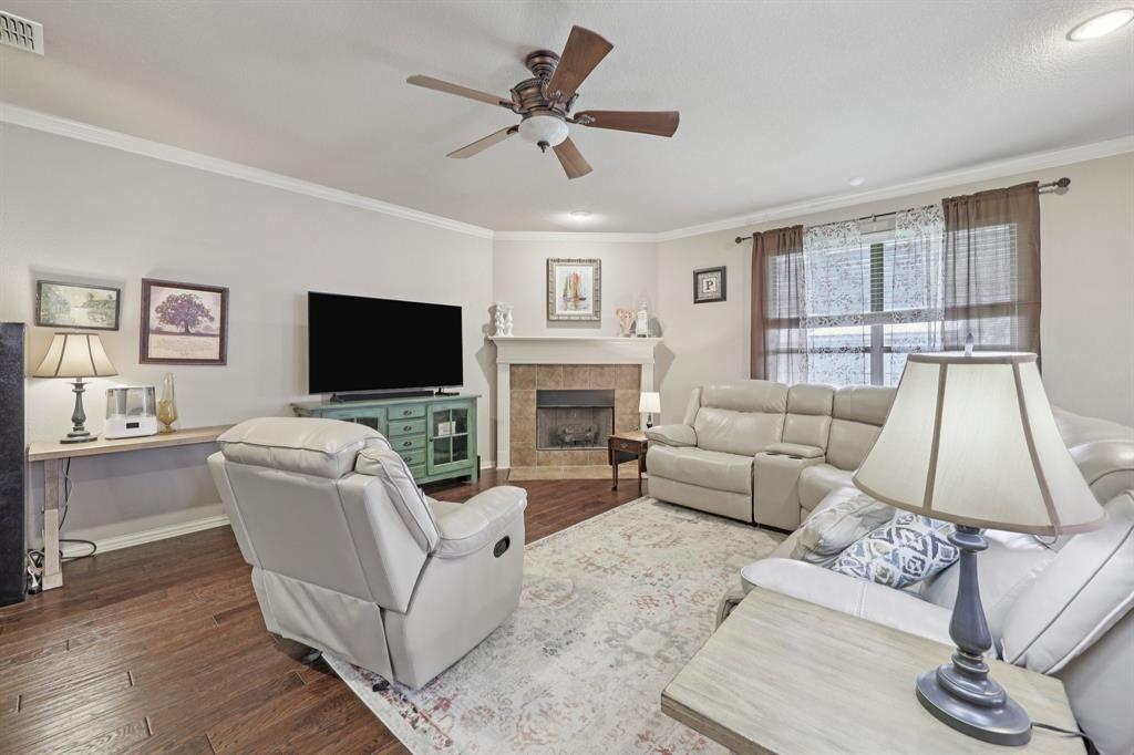 505 Kempson Court