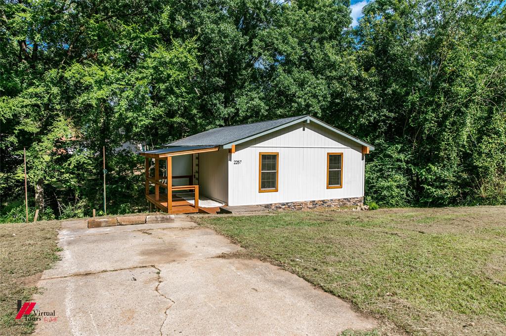 2257 Soda Lake Circle