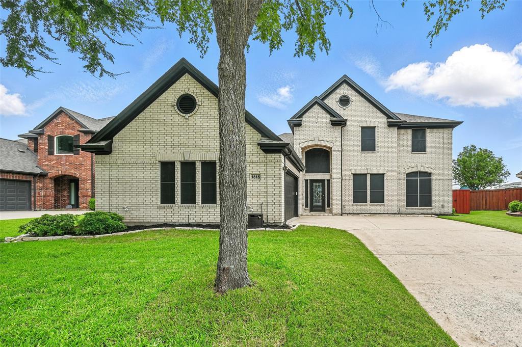 1818 Benedict Court