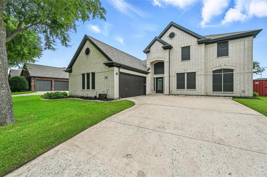 1818 Benedict Court