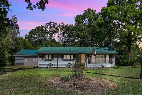 733 Cedarcrest Drive Tool TX 75143