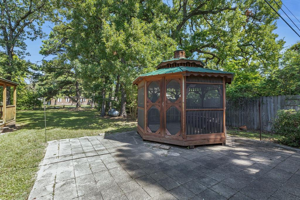 Cedarcrest Shores Estate - Residential