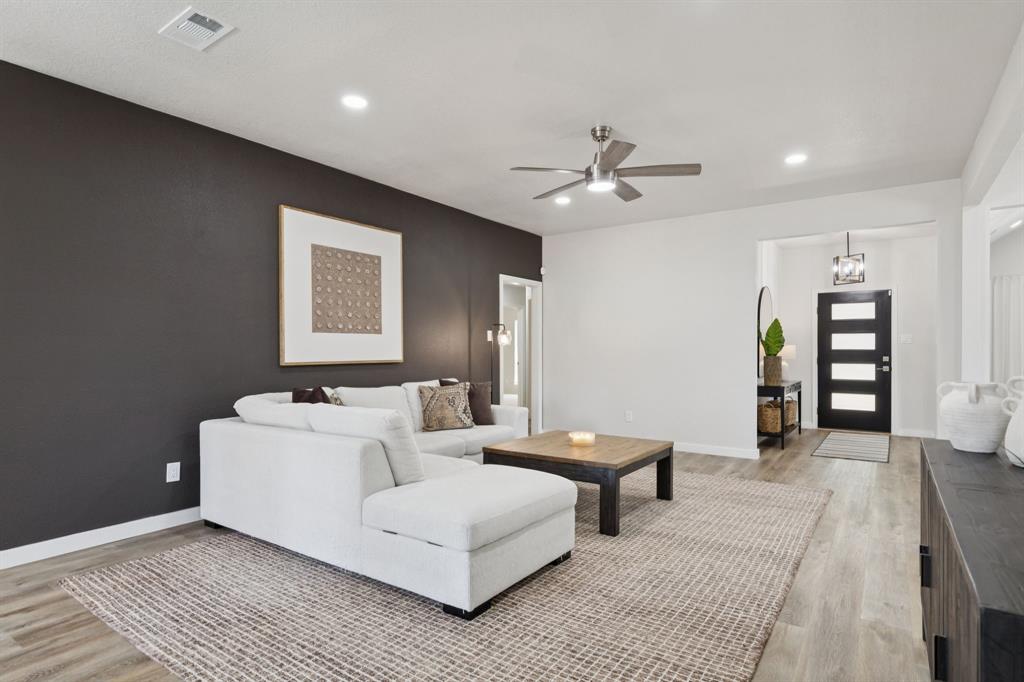 3328 Circlewood Court