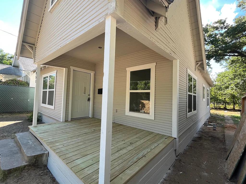 Oakland Ave - Residential Income