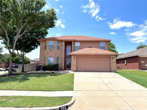 700 Hummingbird Trail Saginaw TX 76131