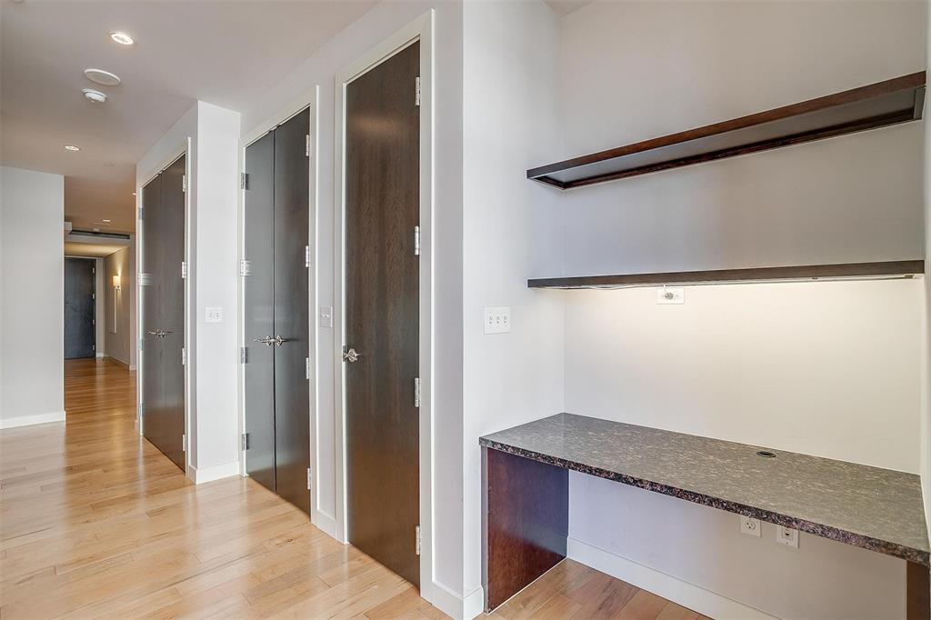 One Montgomery Plaza Residence Condo - Residential Lease