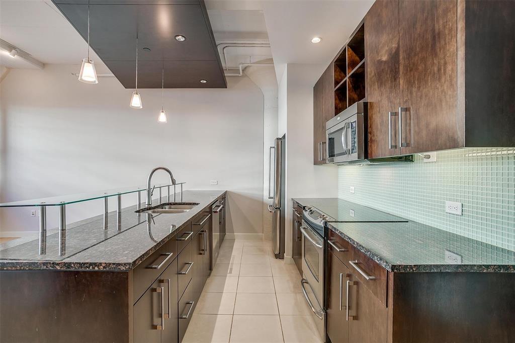 One Montgomery Plaza Residence Condo - Residential Lease