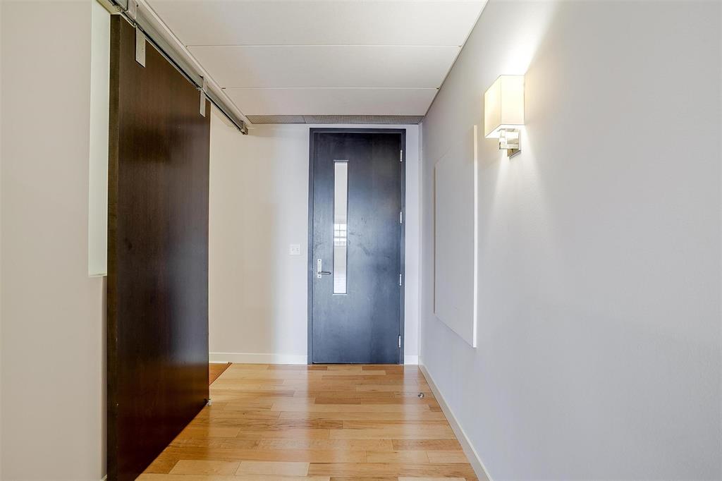 One Montgomery Plaza Residence Condo - Residential Lease