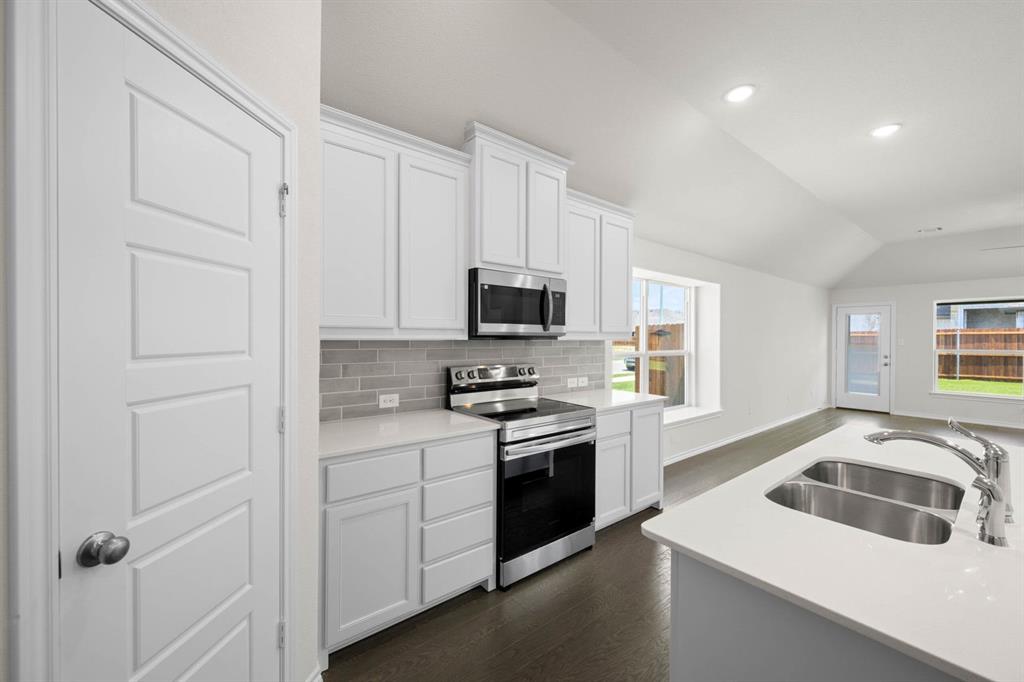 Summer Crest - Residential