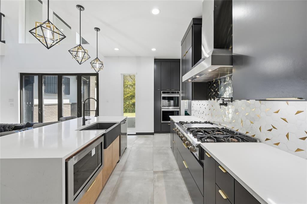 2303 Timber Creek Court