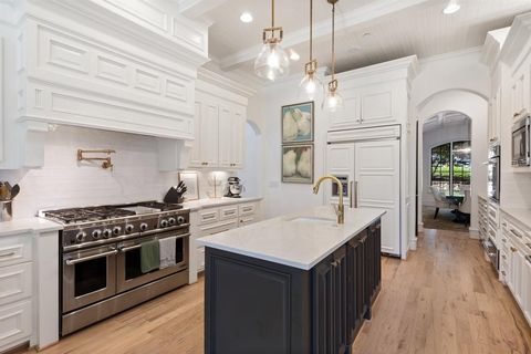 Tiny photo for 2 Terrabella Lane, Heath, TX 75032 (MLS # 20946292)