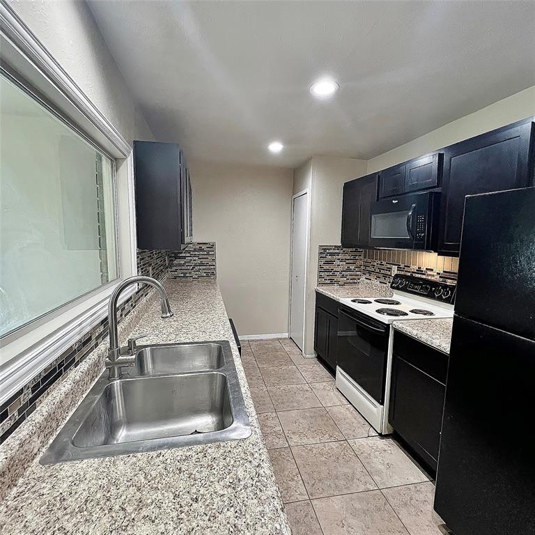 Trailwood 06 - Residential Lease