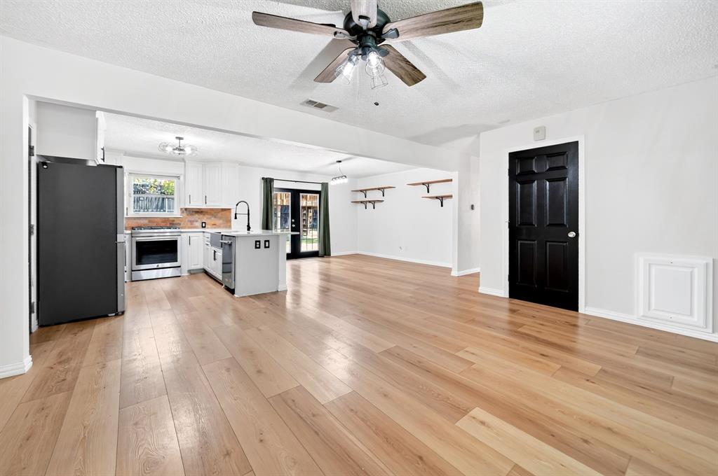 Photo of 505 Whittle Way, Rockwall, TX 75087 (MLS # 21377813)