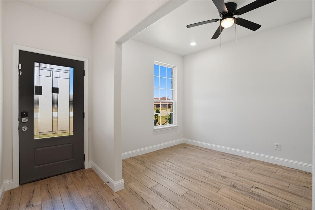 5565 Justine Place