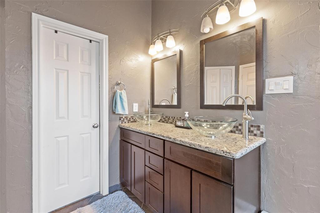 The Villas of Midway - Residential