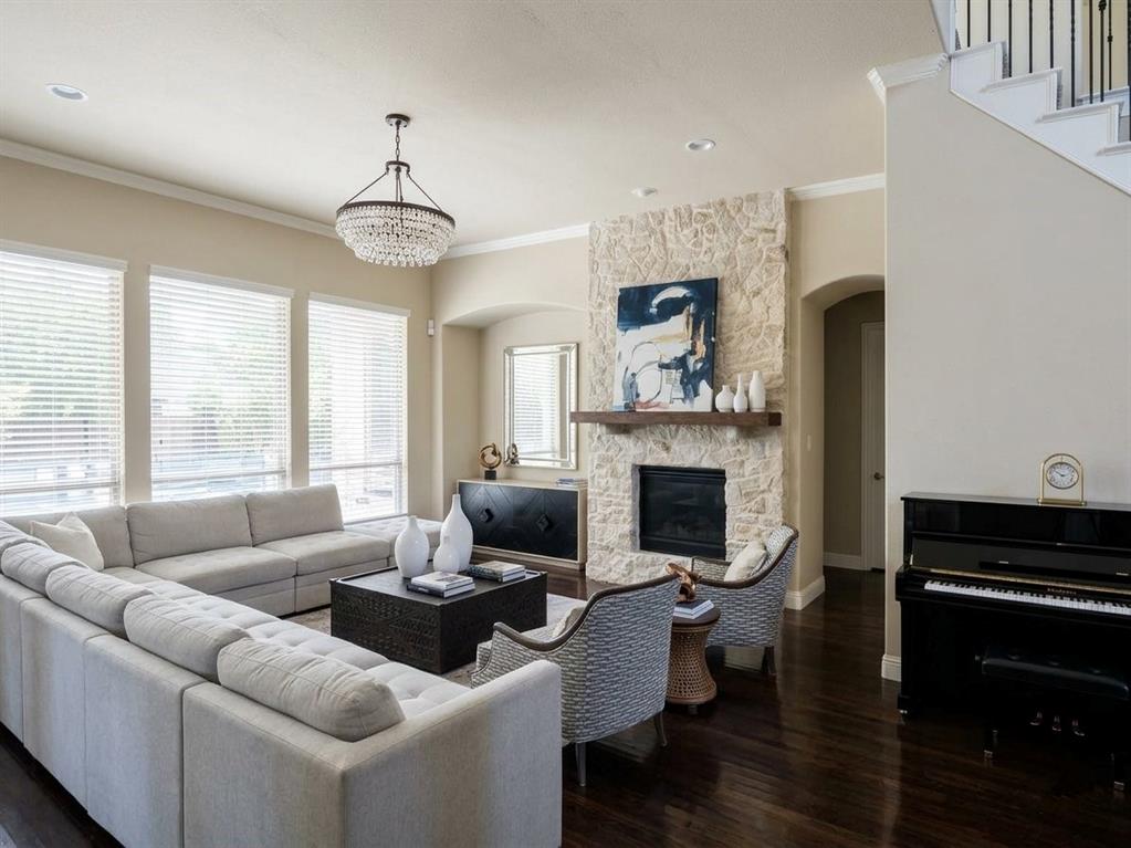 4009 Jasmine Fox Lane