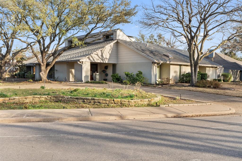 6902 Spanky Branch Drive