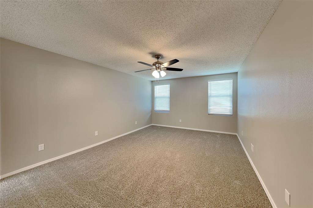 1423 Queen Annes Drive