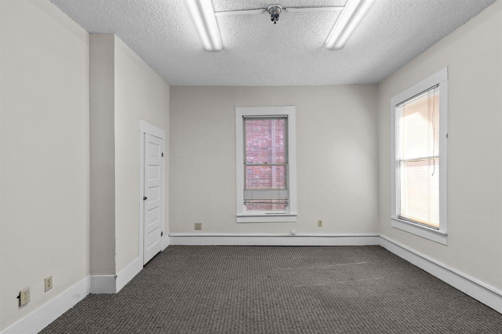 Fort Worth Original Town - Commercial Sale