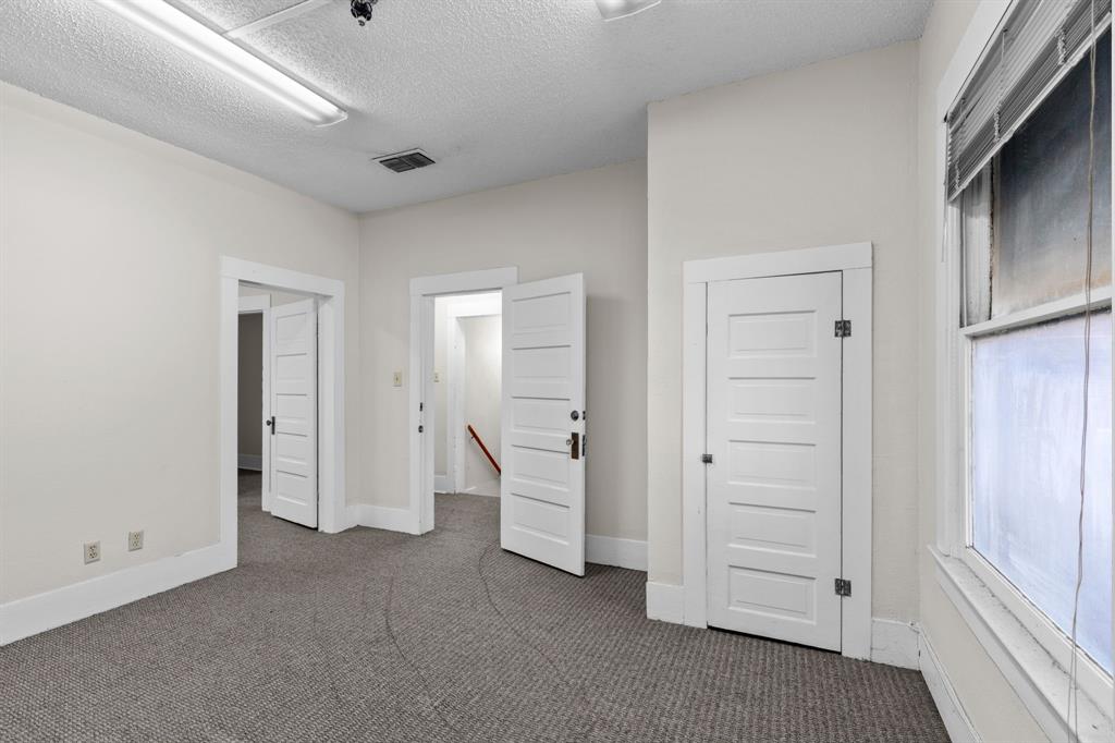 Fort Worth Original Town - Commercial Sale