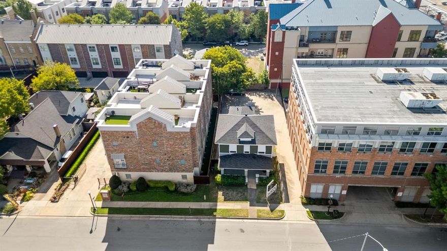 Position your business in the heart of Downtown Fort Worth at 610 E Weatherford Street. This professional building sits steps from the Tarrant County Courthouse and government campus, making it an ideal location for law firms, title companies, financial services, and client-focused businesses. The building offers high-visibility frontage along E Weatherford Street, with signage opportunities that capture steady foot and vehicle traffic flowing between Sundance Square and the courthouse district. Tenants at this address already include respected professional and security firms, highlighting its appeal for businesses seeking a credible, established setting. Within walking distance, employees and clients enjoy immediate access to Sundance Square’s dining, retail, and entertainment options.