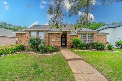 Photo of 3819 Monte Carlo Lane, Denton, TX 76210 (MLS # 21247640)