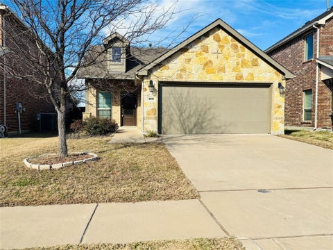 Photo of 209 Dodge Trail, McKinney, TX 75071 (MLS # 21419970)