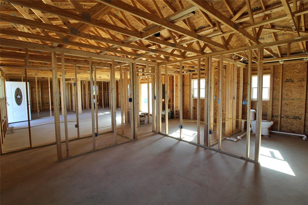 Mart Vacant - Residential