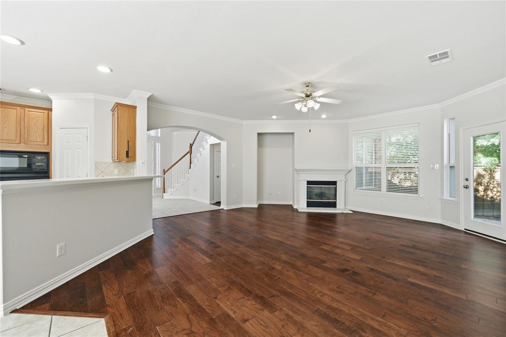 3649 Lincoln Drive