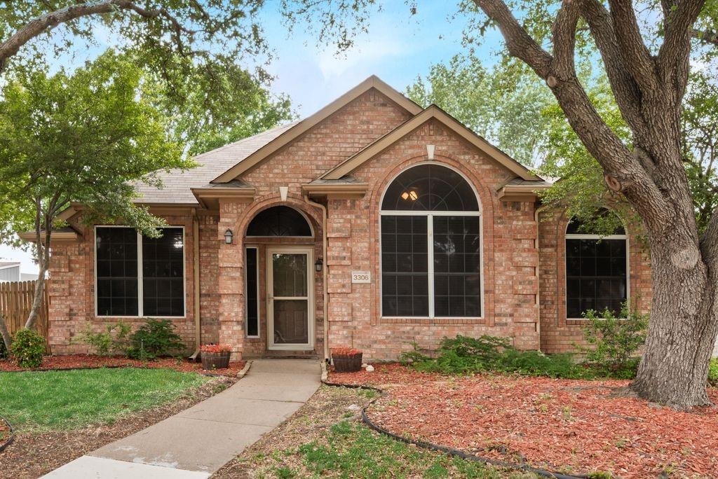 3306 Felicia Court