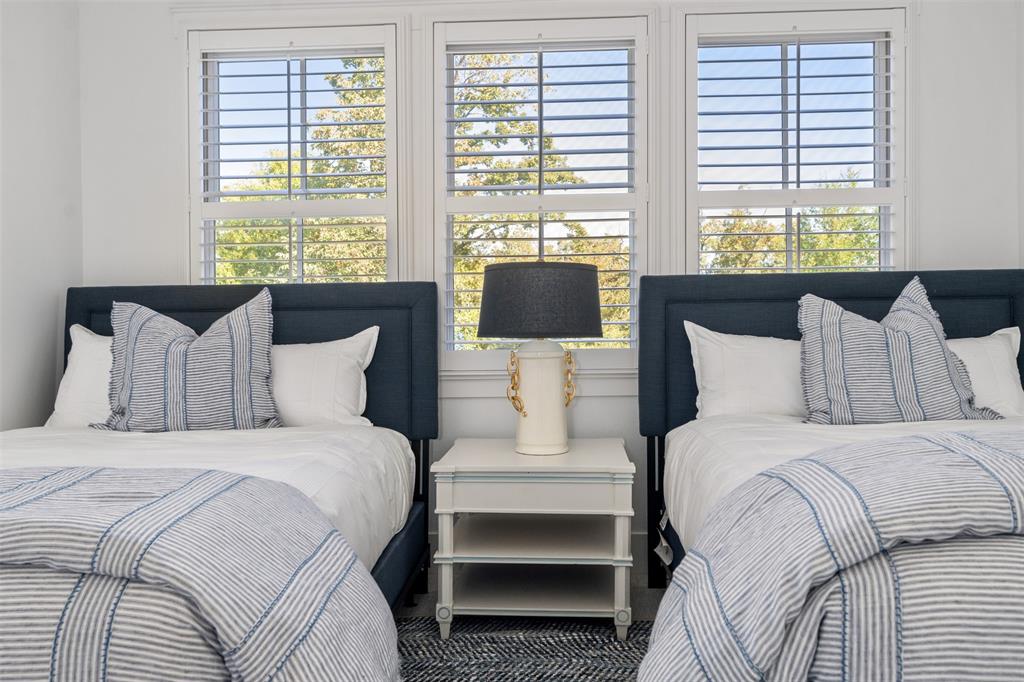 Long Cove - Residential