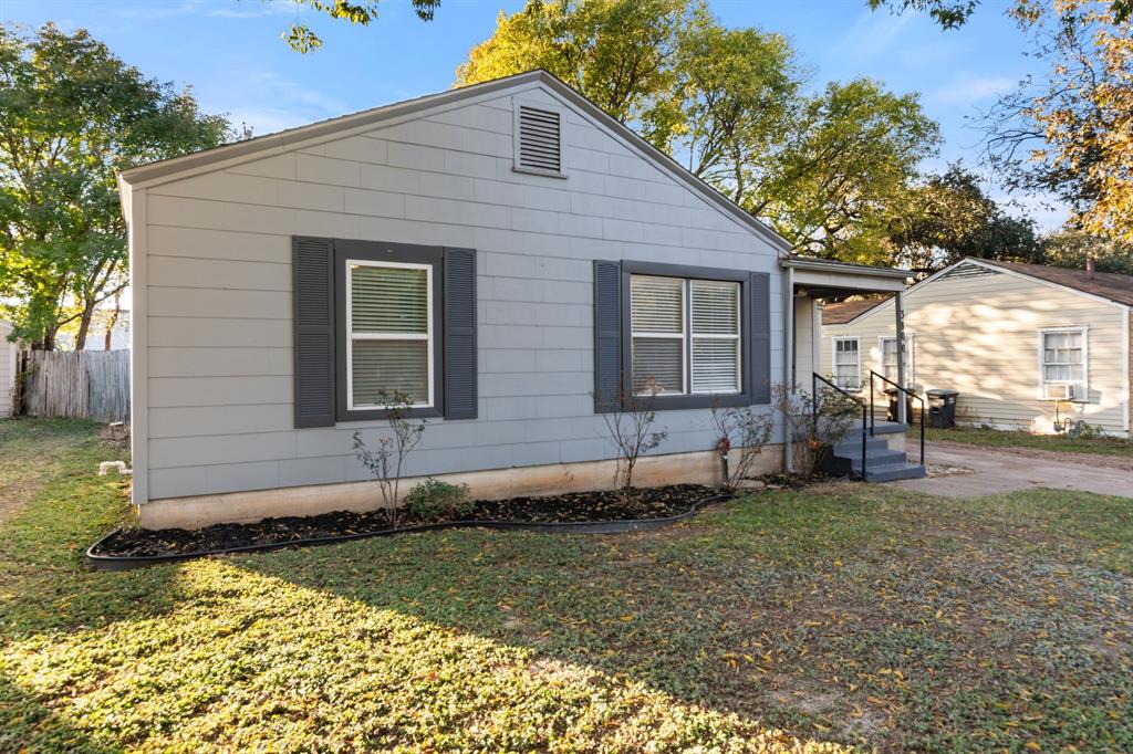 Ridglea West Add - Residential Lease