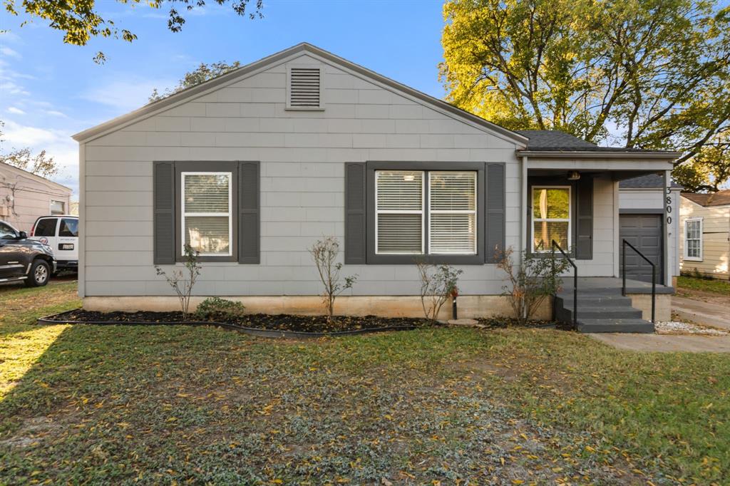 Ridglea West Add - Residential Lease