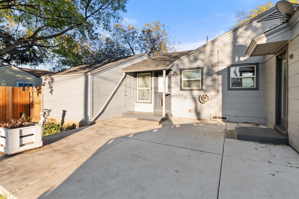 Ridglea West Add - Residential Lease