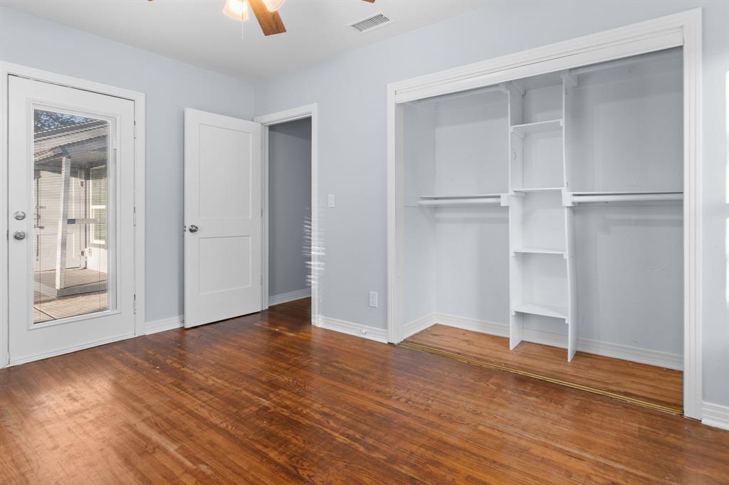 Ridglea West Add - Residential Lease