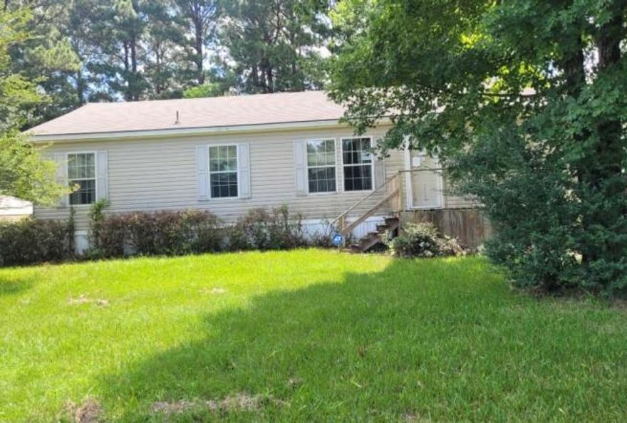 Opportunity awaits in this three bedroom two bath manufactured home.  Take a drive by and see if this may be your next investment.  ***SPECIAL NOTES: (1) This is a CASH ONLY transaction. (2) Seller to pay Taxes, HOA, and Municipal-Utility Liens. (3) Please read the Auction disclaimers carefully before placing a bid or submitting an offer. ***