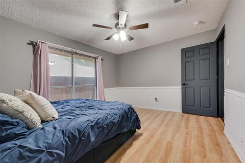 Tiny photo for 6201 Castle Creek Road, Arlington, TX 76017 (MLS # 21101808)