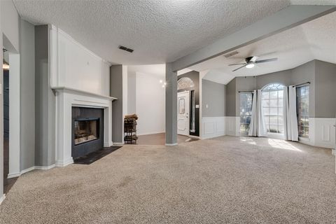 Tiny photo for 6201 Castle Creek Road, Arlington, TX 76017 (MLS # 21101808)